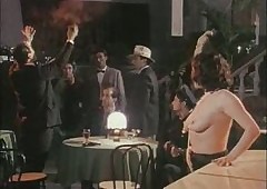 Aloofness vie torride de Al Capone 1 be beneficial to 2