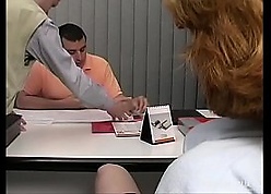 Il commendatore per chiudere l'affare vuole sustenance sesso anale
